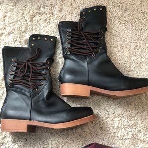 Women’s boots